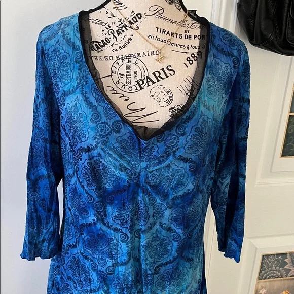 Elegant Blue Long Sleeve Dress - Picture 9 of 16